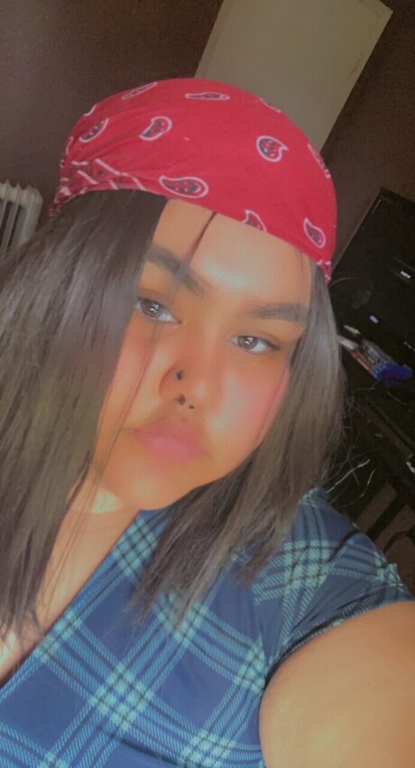 ___liz_ model adult pic