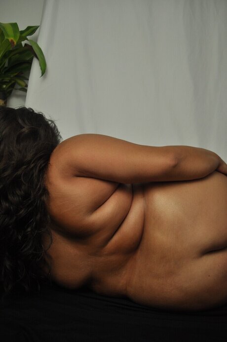 CubanSpice model porn gallery