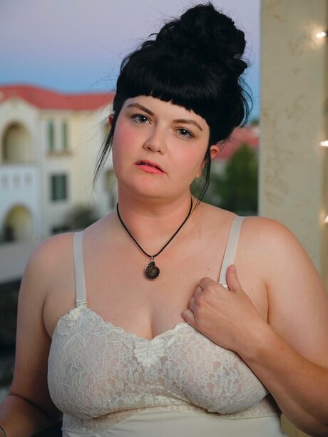 Ruby Skywalker model img