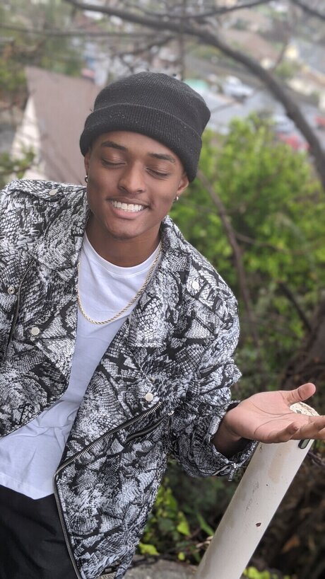 Equarius star adult picture