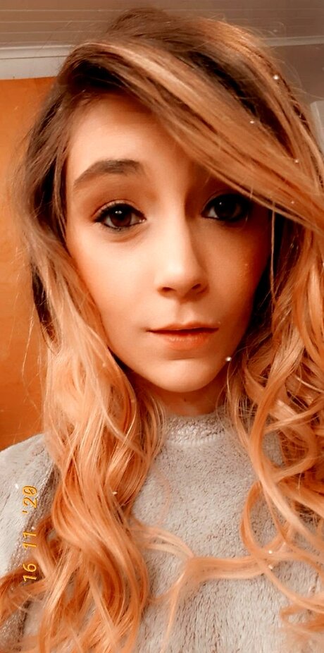 Lovelylace2020 star nudes image