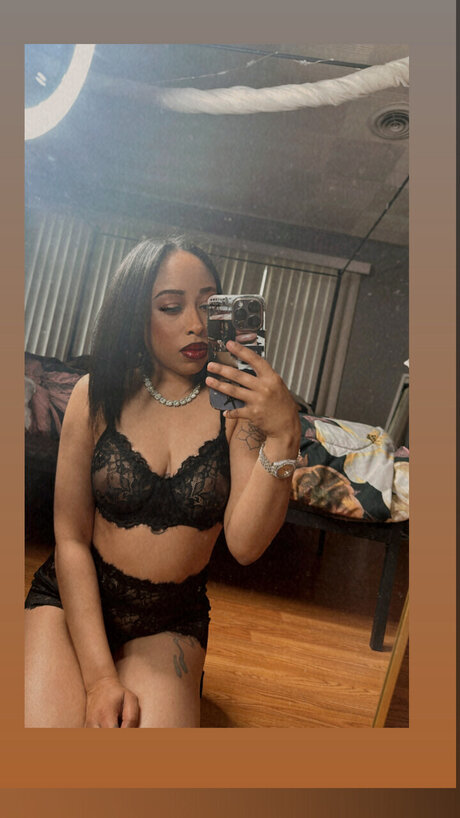 Bdd Marie adult model photos