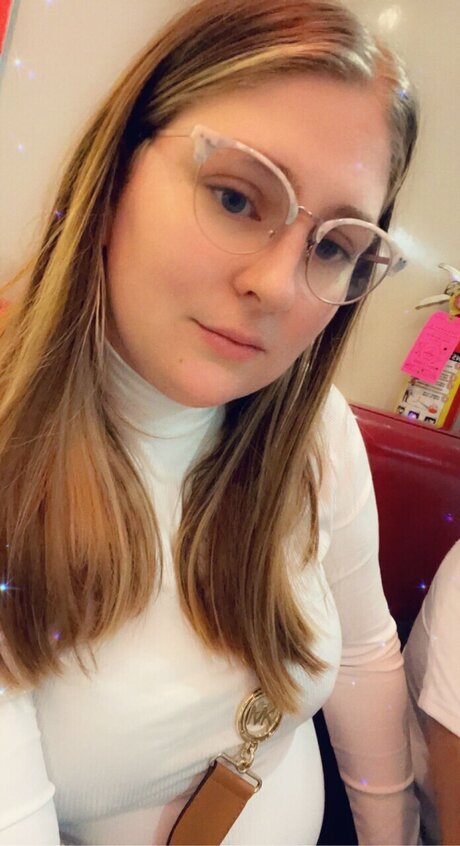 Autumn Brown star erotic image