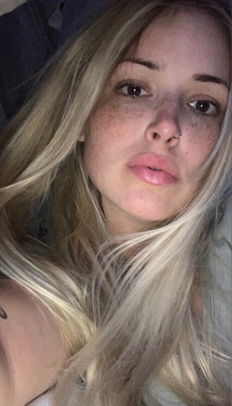 LuckyLilly star beautiful galleries