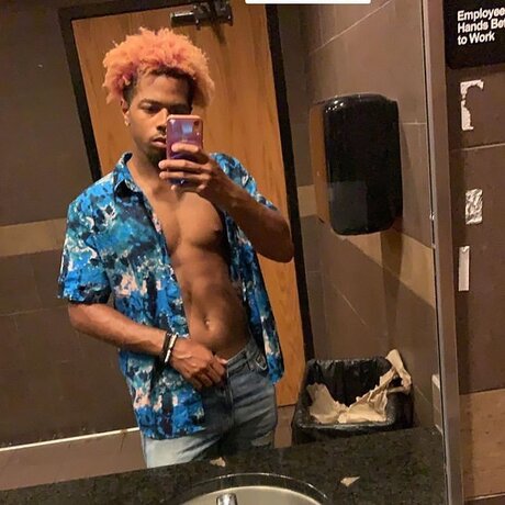 Buuzz exclusive model archive