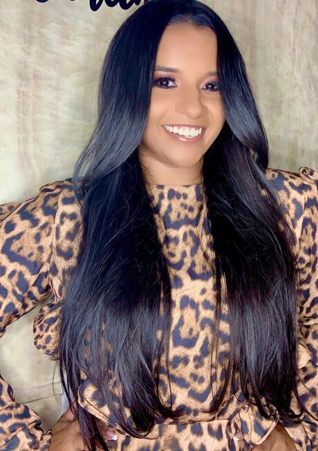 Paulinha Maia nude pornstar archive