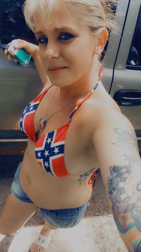 Sweet Dreams model nice pic