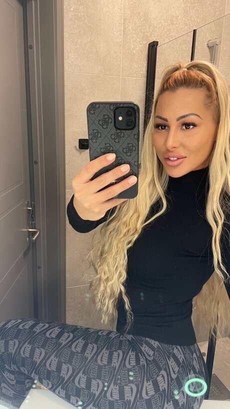 beautiful onlyfans best pictures