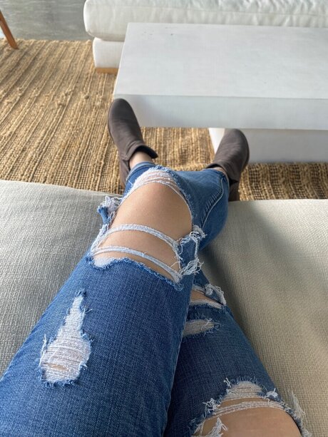 Feetspicstx nude model gallery