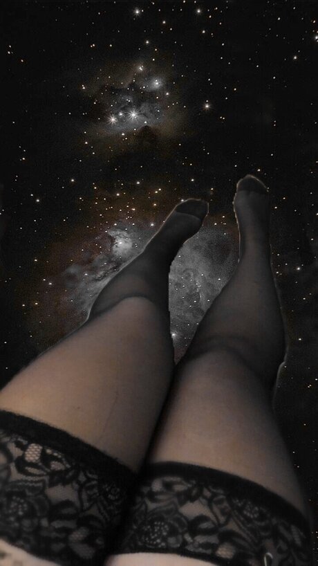 Tootsies star nudes pics