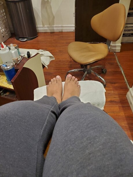 GALY hot star picture