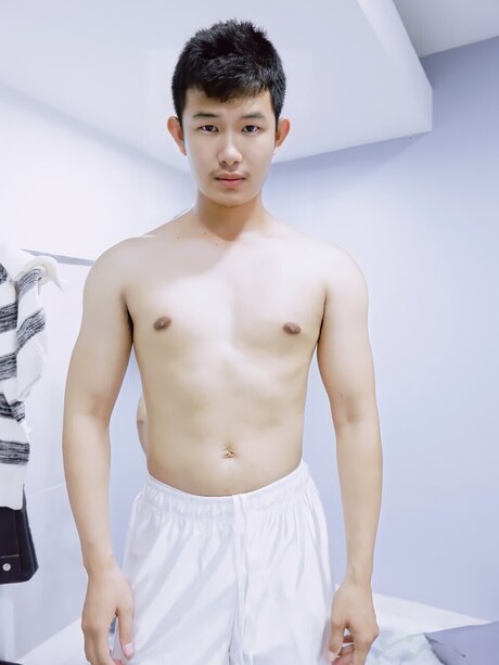 Phisitsrn Romsri hot star img