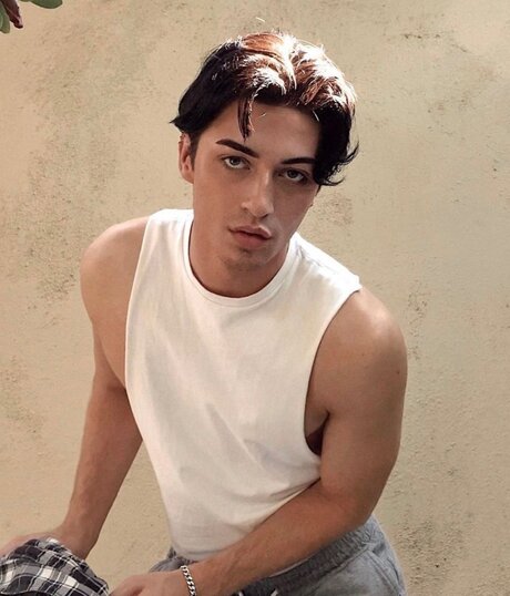 Aaron Wolfberg top actress gallery