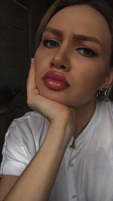 Polina Balagura exclusive model archive