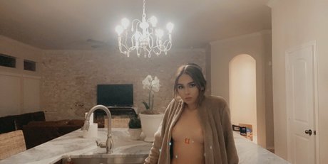 thigh high boots onlyfans perfect images