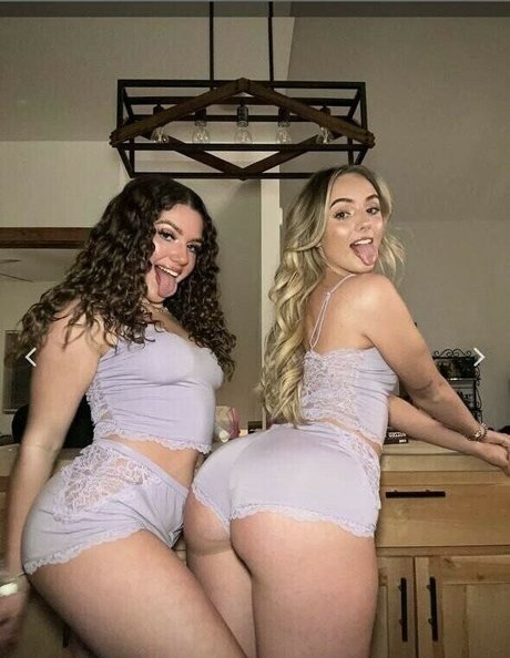 Smwea model pretty images