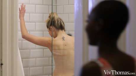 Zaawaadi star pornographic images