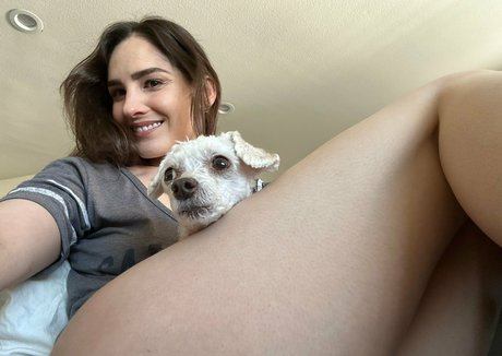 AvaAlex model pornographic photos