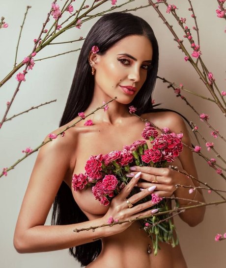 Mariell Andreina best star image