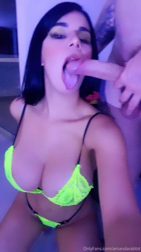 Amanda Rabbit hot model pic