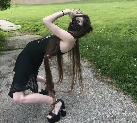 _elaine arbor hd star pic