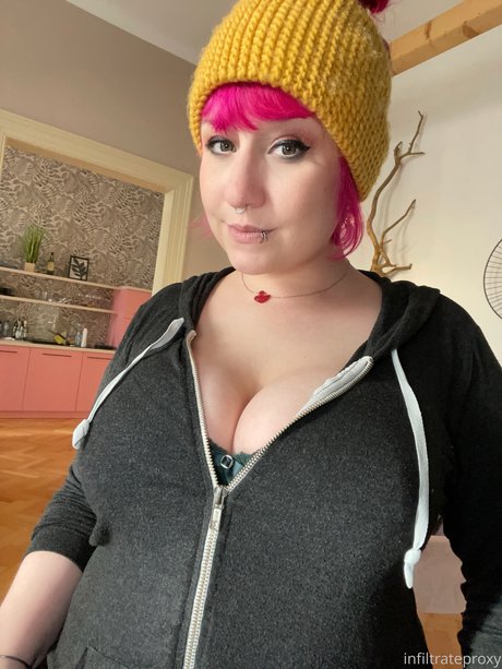 hot mature onlyfans pretty pics