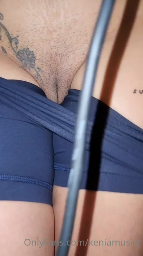 Keniamusicr art model pic