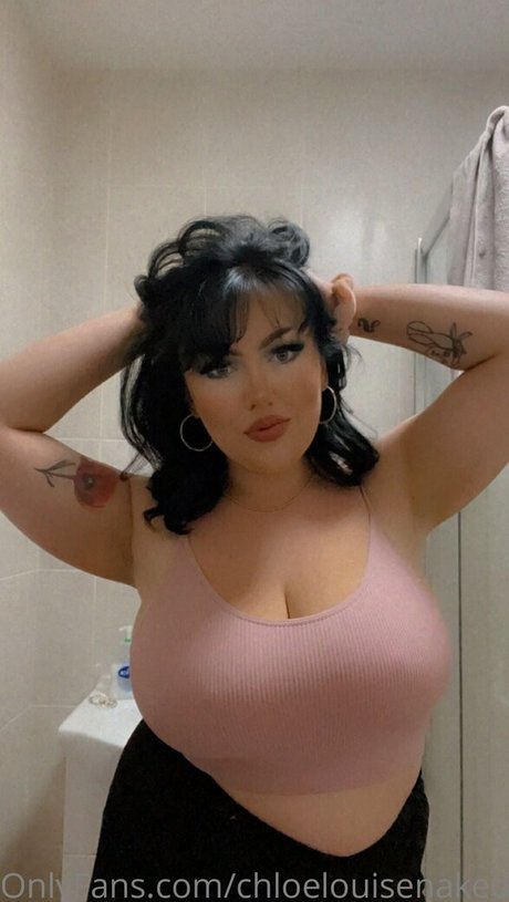 Chloe Louise Photo Gallery