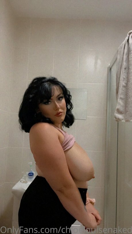 Chloe Louise pornstar pretty pictures