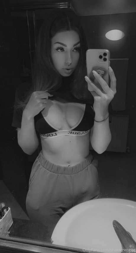 Shaiden Rogue pornstar galleries