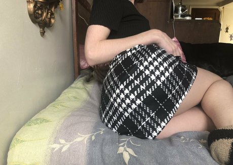 blindfold onlyfans pornographic images