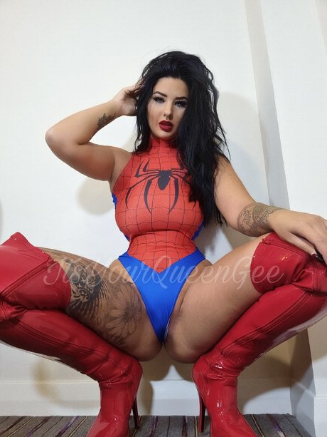 Not in Use Queenie nudes star gallery