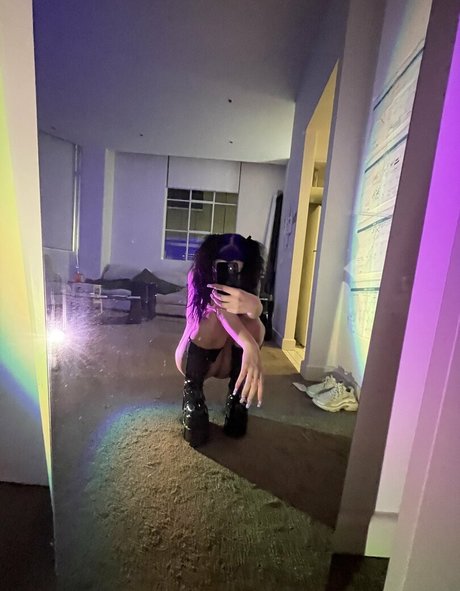 Zheani nude model photos