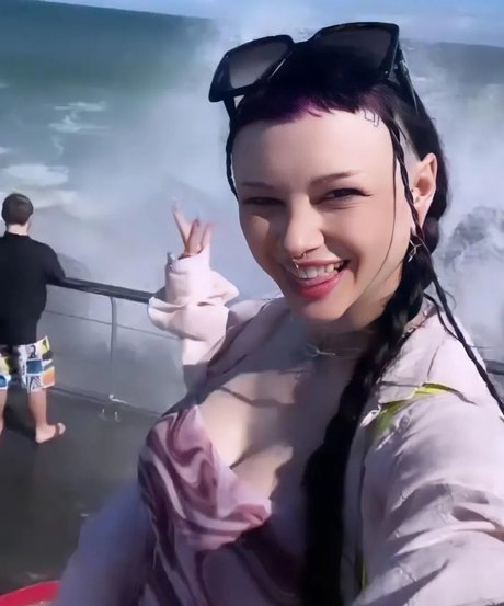 Zheani exclusive pornstar pics