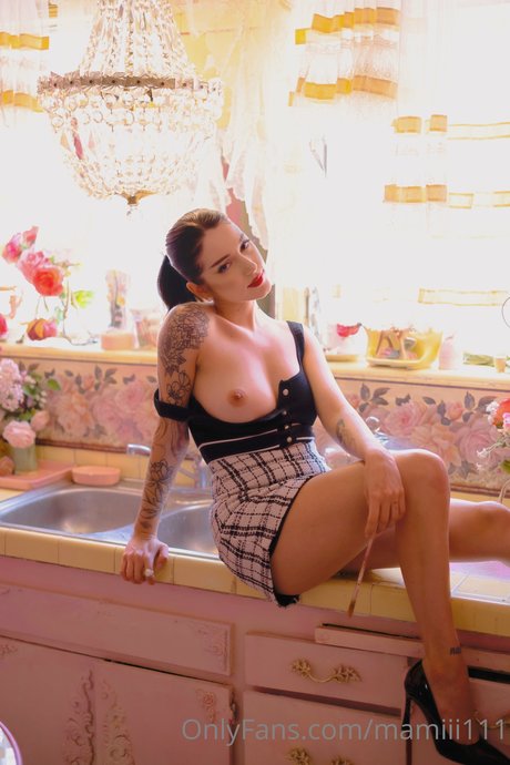 femdom facesitting onlyfans hot sexy picture