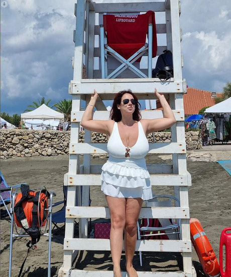 amateur mom onlyfans erotic photo