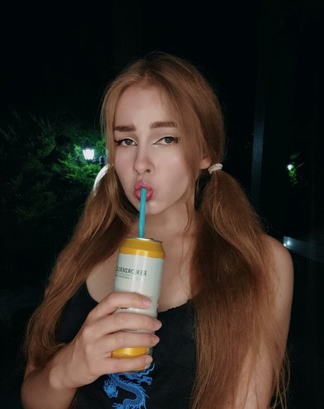 LilRoxxxy art star pictures