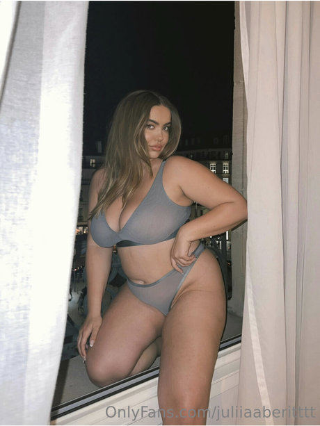 Julia Berit porn star pics