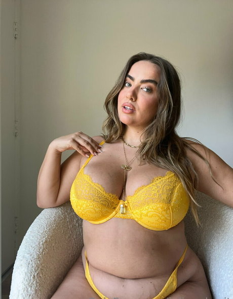 Julia Berit model nice archive