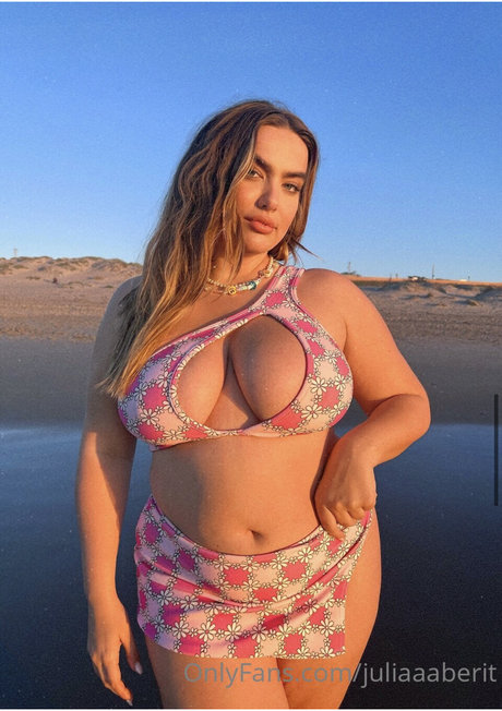 Julia Berit pornstar perfect images