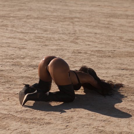 Ruhhvxo star erotic photos