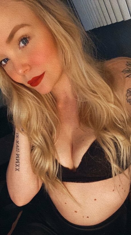 Charlie Chip actress pics