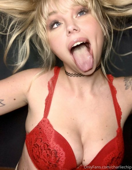 busty solo onlyfans free nude archive