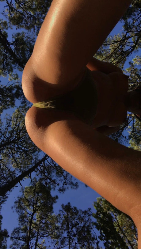 Adelina Lopez_ hd actress image