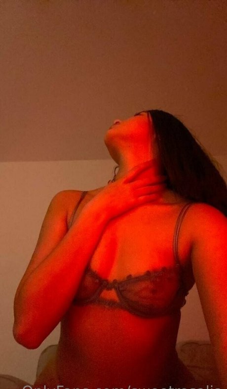 sweet rosalia star hd image