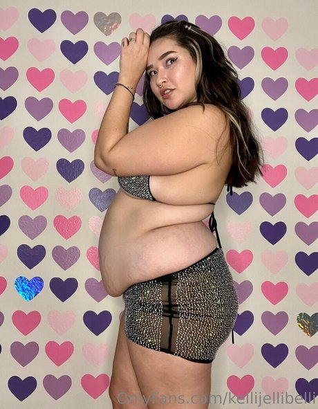 kellijellibelli model perfect img