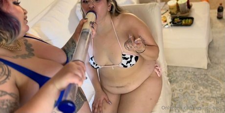 kellijellibelli hd pornstar pic