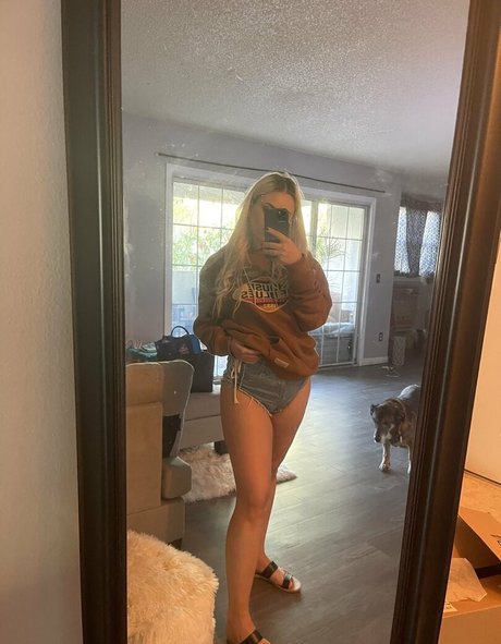 thigh high boots onlyfans naked photo