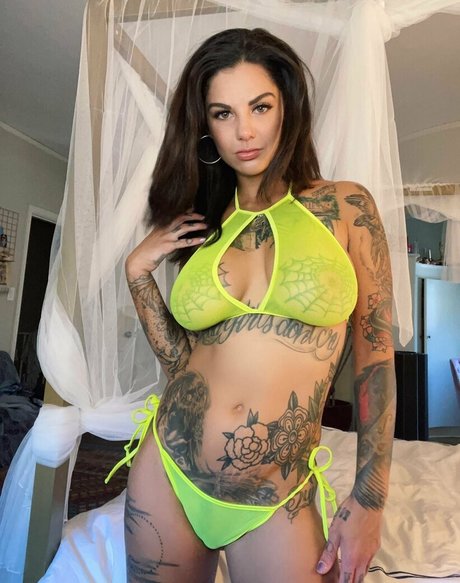 Bonnie Rotten pornstar sexy archive