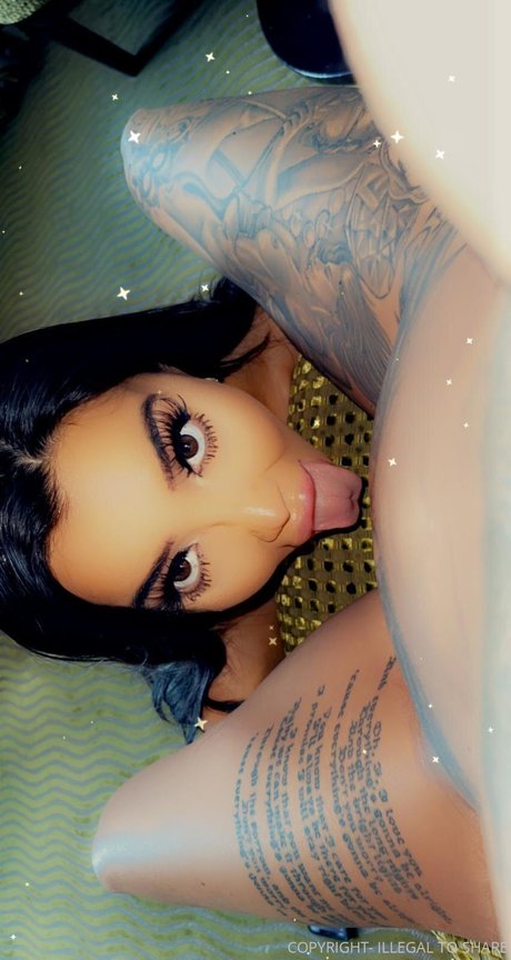 busty solo onlyfans art naked archive